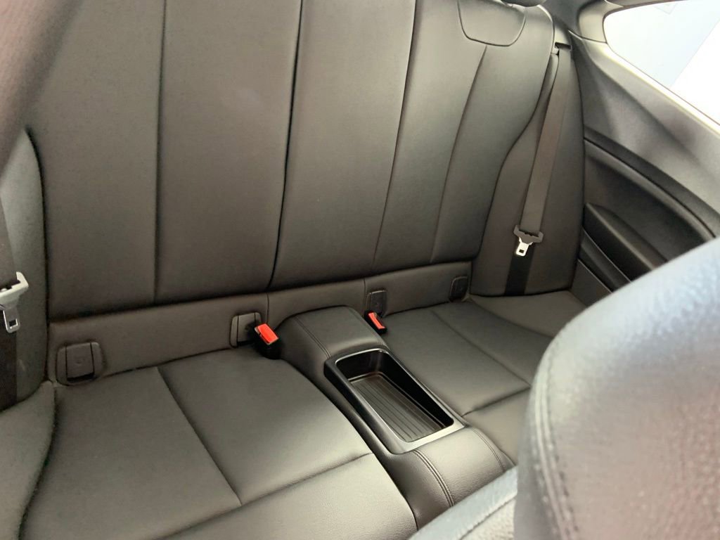 Used 2017 BMW 230i Coupe w/ Driving Assistance Package RWD image 10