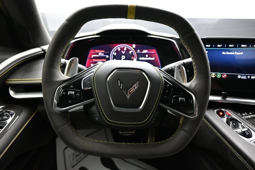 Used 2021 Chevrolet Corvette Stingray Premium Conv w/ Z51 Performance Package RWD image 15