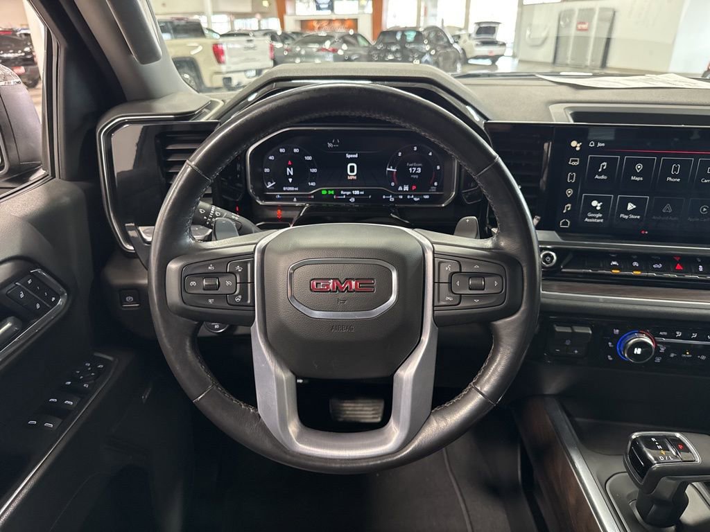 Used 2022 GMC Sierra 1500 SLT w/ SLT Premium Package AWD/4WD image 15