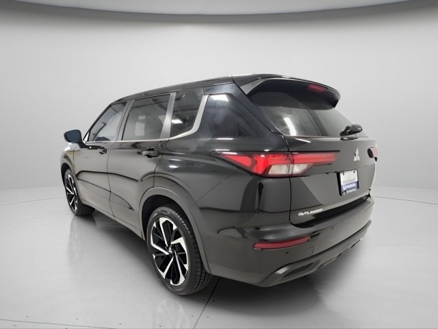 Used 2022 Mitsubishi Outlander ES image 5