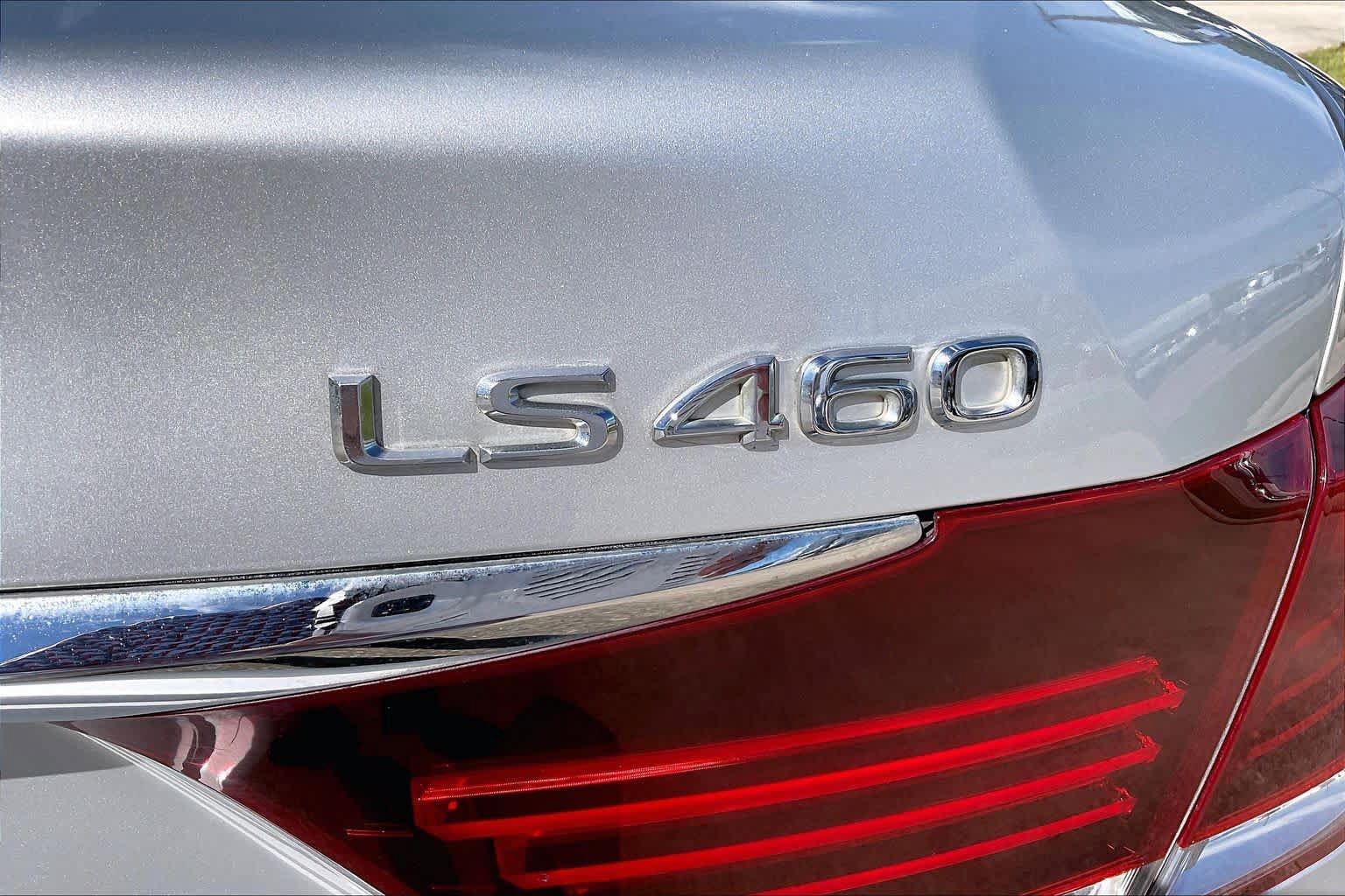 Used 2017 Lexus LS 460 w/ Comfort Package RWD image 10