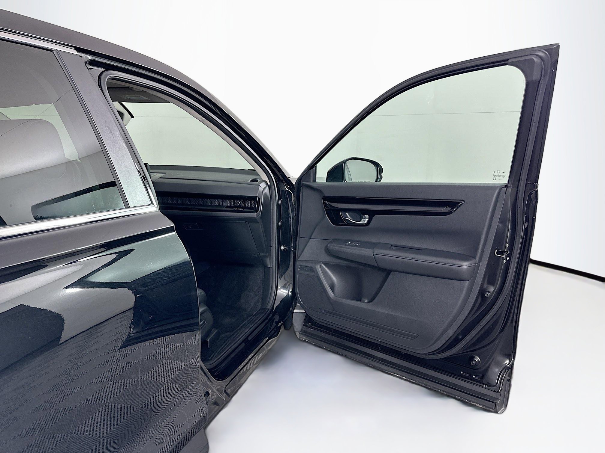 Used 2025 Honda CR-V EX-L image 32