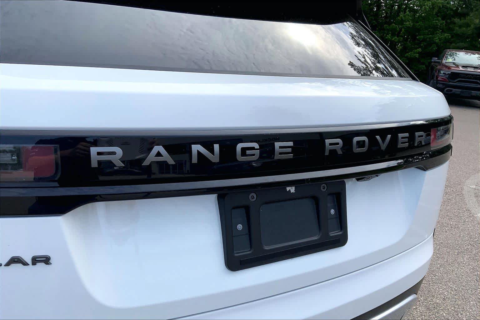 Used 2026 Land Rover Range Rover Velar S AWD/4WD image 30