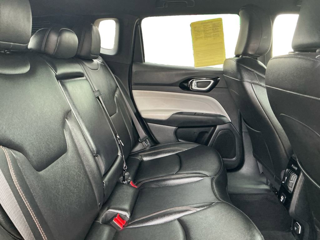Used 2024 Jeep Compass Limited image 20