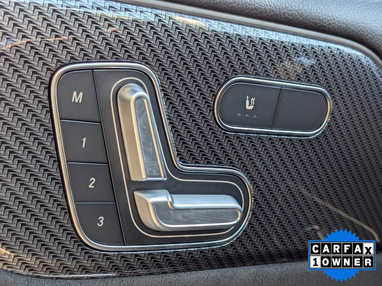 Used 2021 Mercedes-Benz GLB 250 4MATIC image 27