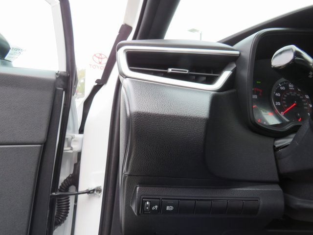 Used 2022 Toyota Corolla SE image 31