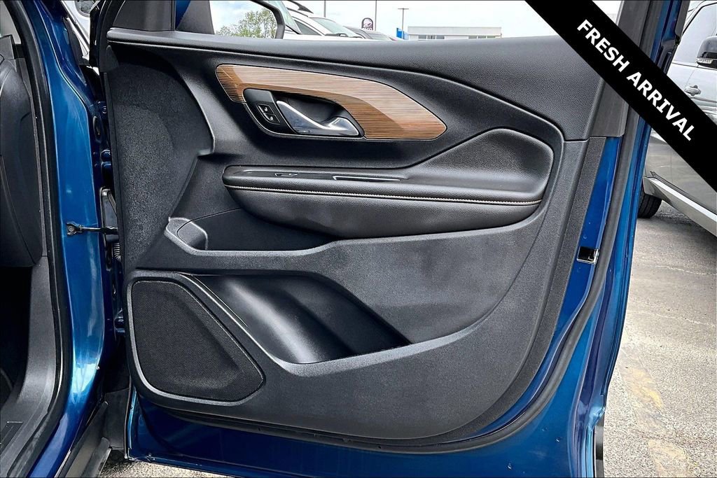 Used 2021 GMC Terrain SLE FWD image 26