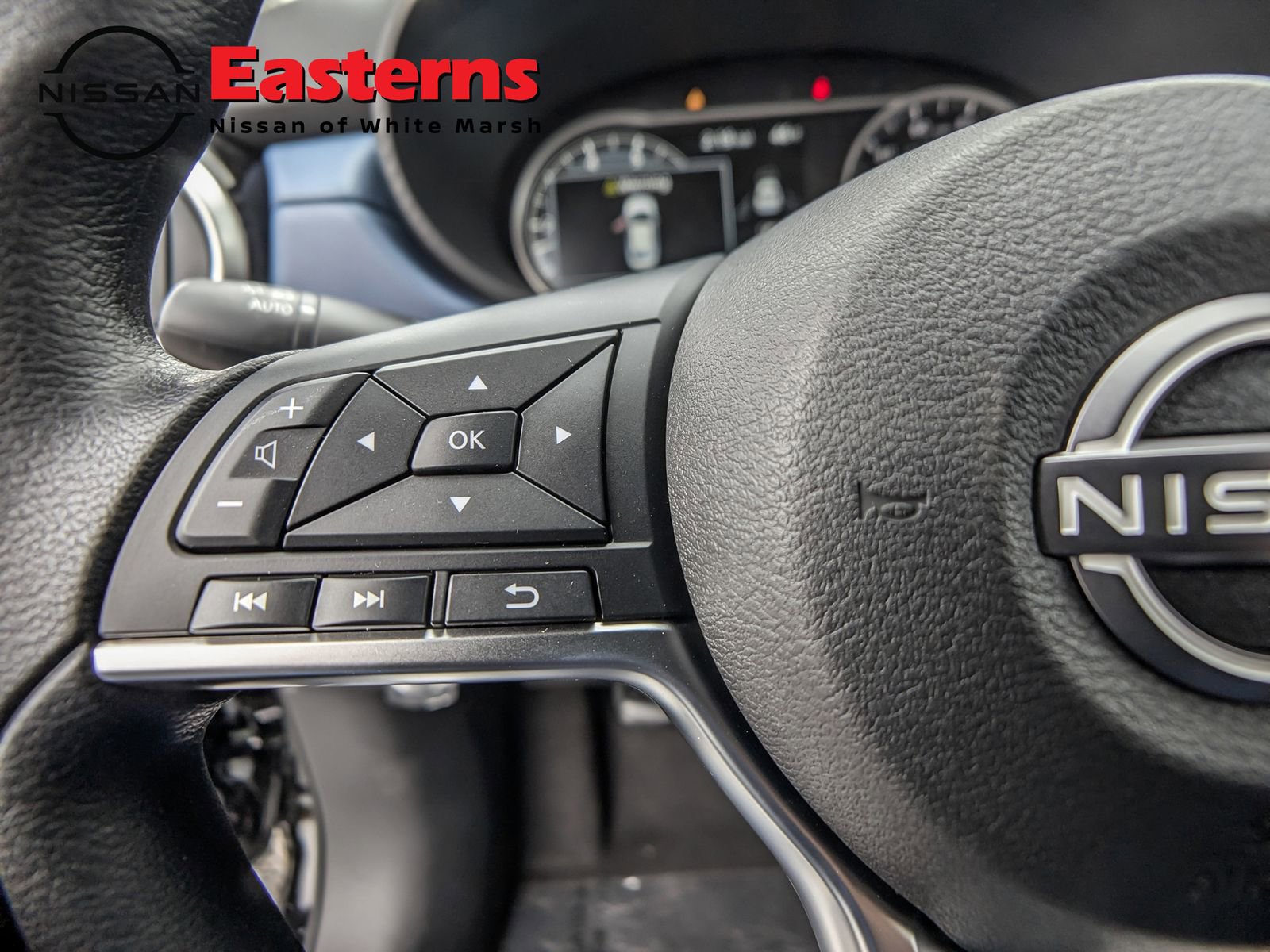 New 2025 Nissan Versa SV w/ Trunk Package image 15