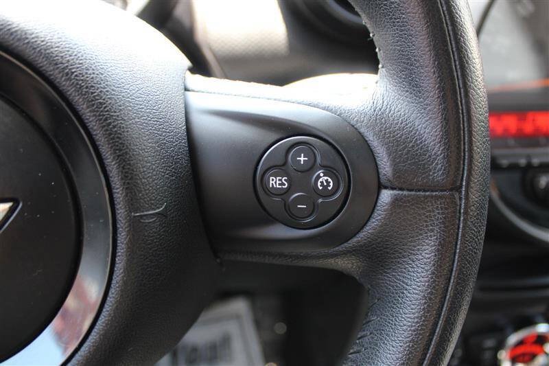 Used 2015 MINI Cooper Countryman FWD image 16