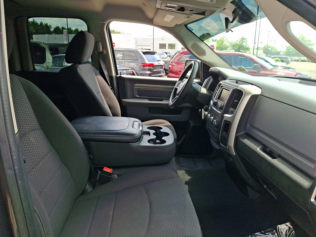 Used 2020 RAM 1500 Warlock AWD/4WD image 12