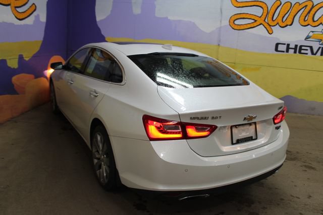 Used 2018 Chevrolet Malibu Premier w/ Premier Sport Package FWD image 6