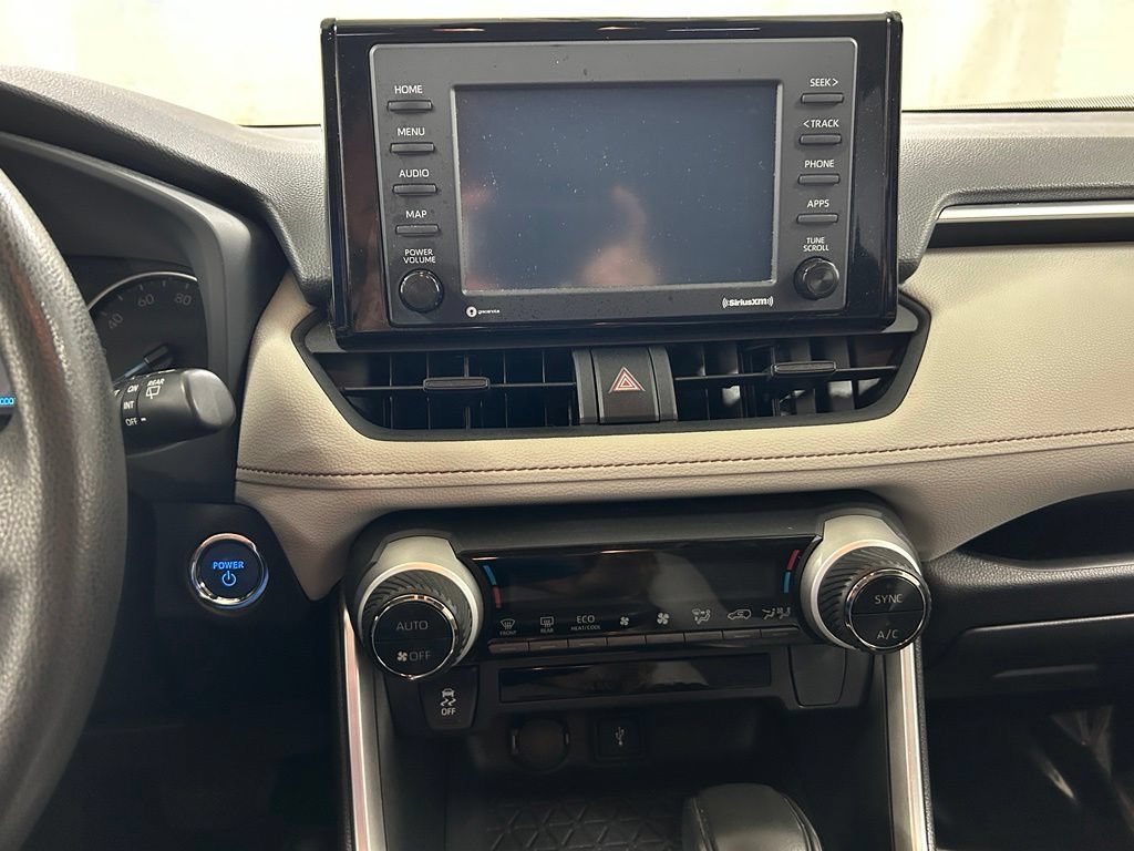Certified 2020 Toyota RAV4 XLE w/ Convenience Package AWD/4WD image 20