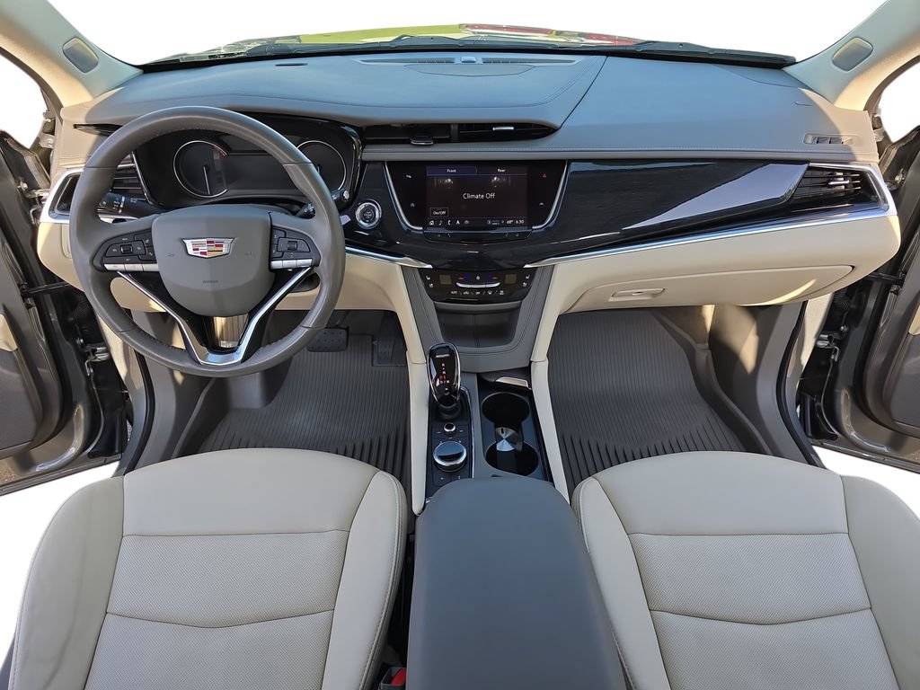 Certified 2024 Cadillac XT6 Premium Luxury w/ LPO, Floor Liner Package AWD/4WD image 9