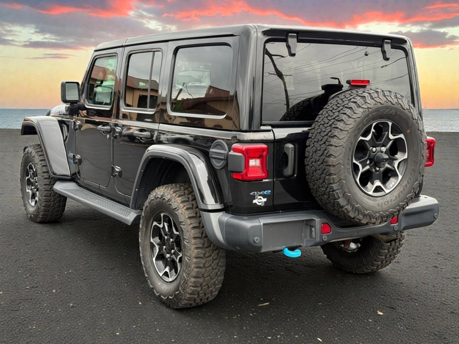 Used 2021 Jeep Wrangler Unlimited Rubicon 4xe w/ Steel Bumper Group image 6