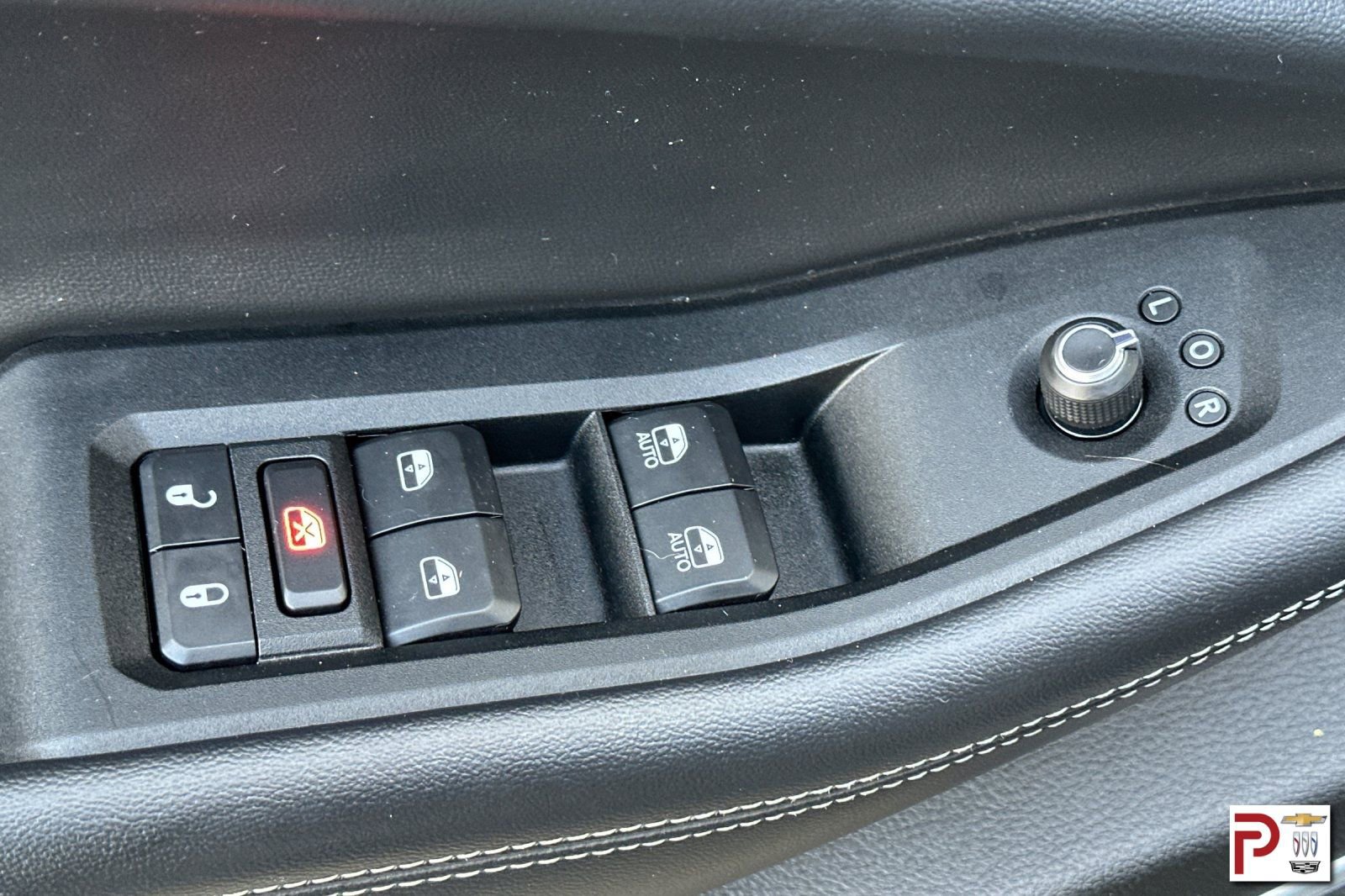 Used 2022 Jeep Grand Cherokee L Laredo image 13