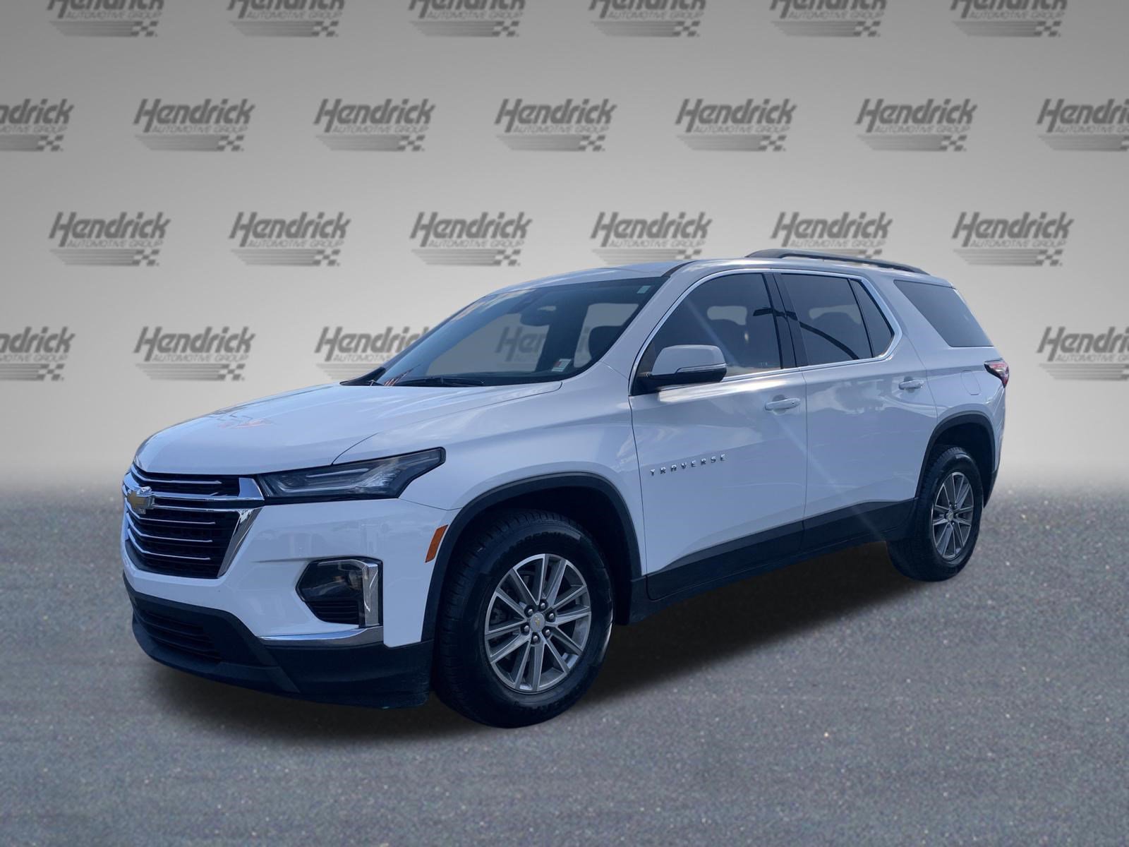 Used 2023 Chevrolet Traverse LT image 8