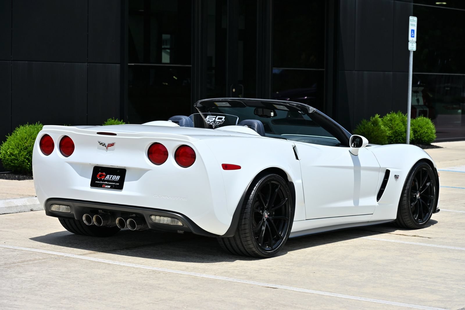 Used 2013 Chevrolet Corvette 427 w/ 1SC Preferred Equipment Group RWD image 17