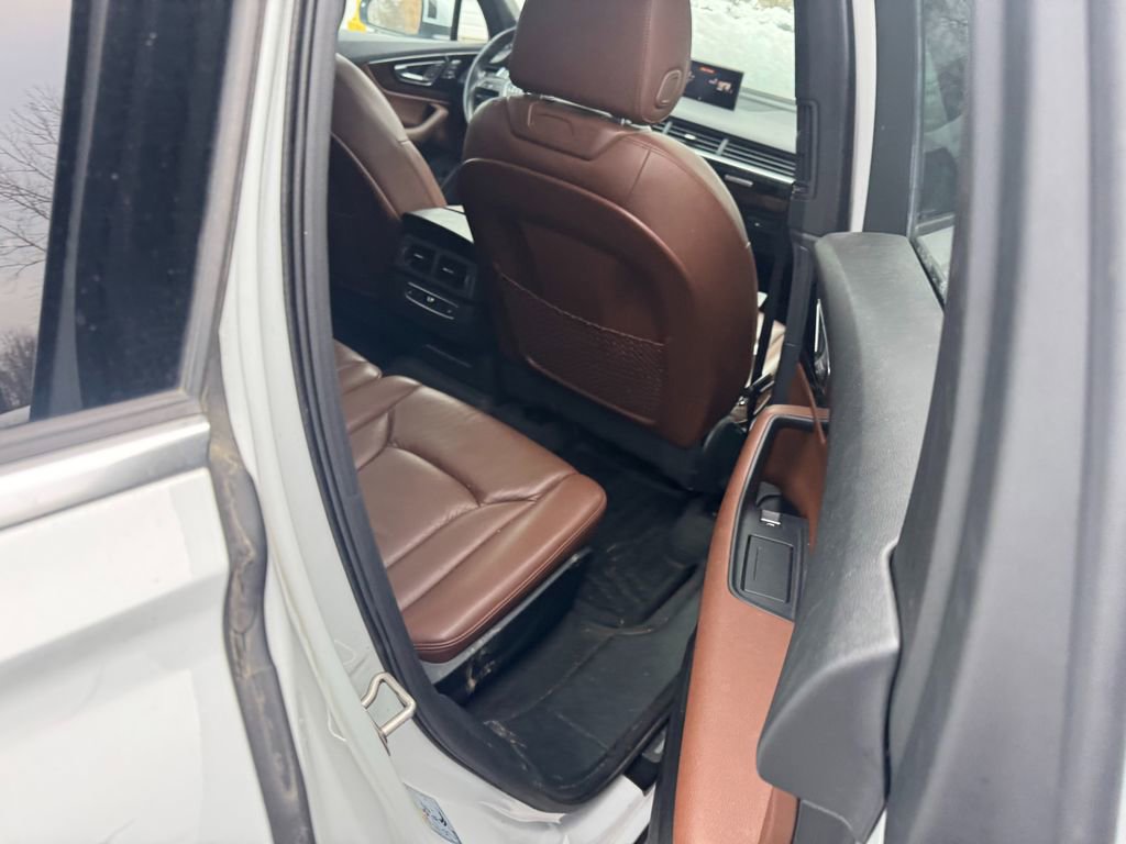 Used 2017 Audi Q7 3.0T Premium Plus image 7