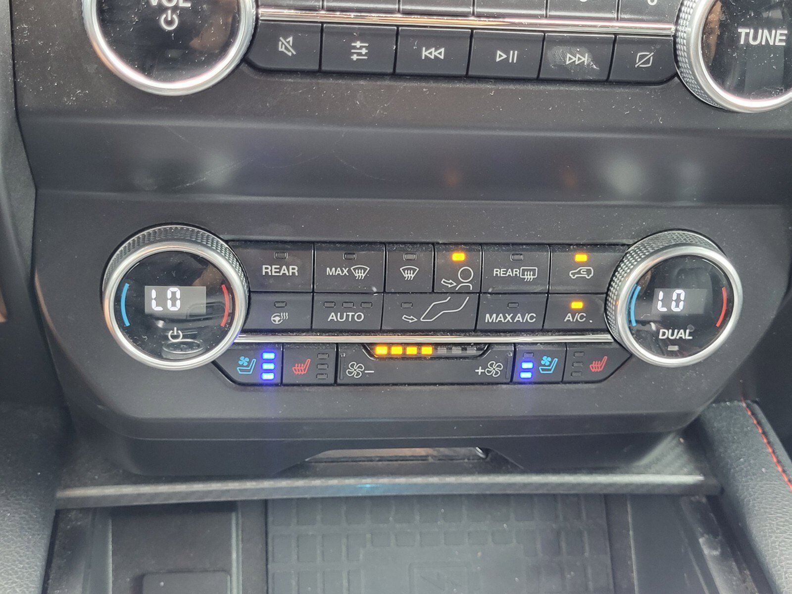 Used 2021 Ford Expedition Max Limited RWD image 20