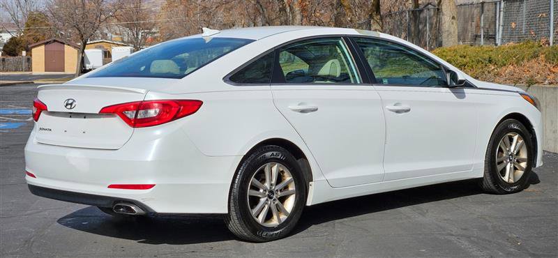 Used 2015 Hyundai Sonata SE w/ Option Group 02 image 5
