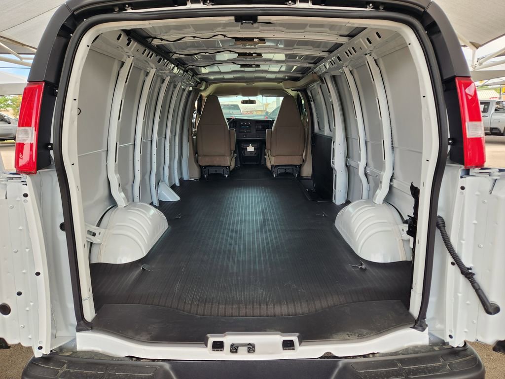 New 2026 Chevrolet Express 2500 Extended w/ Driver Convenience Package RWD image 20