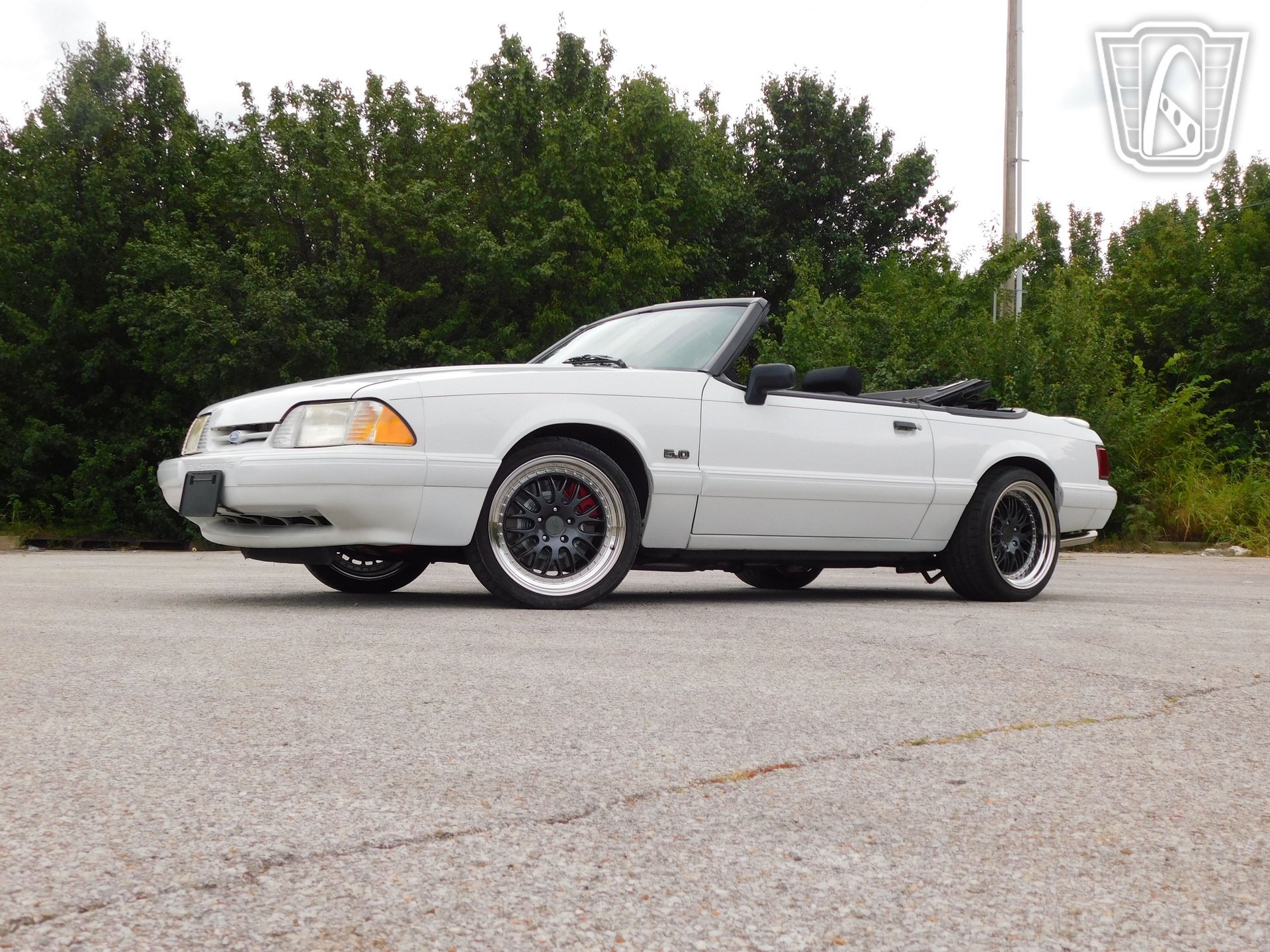 Used 1990 Ford Mustang LX RWD image 2
