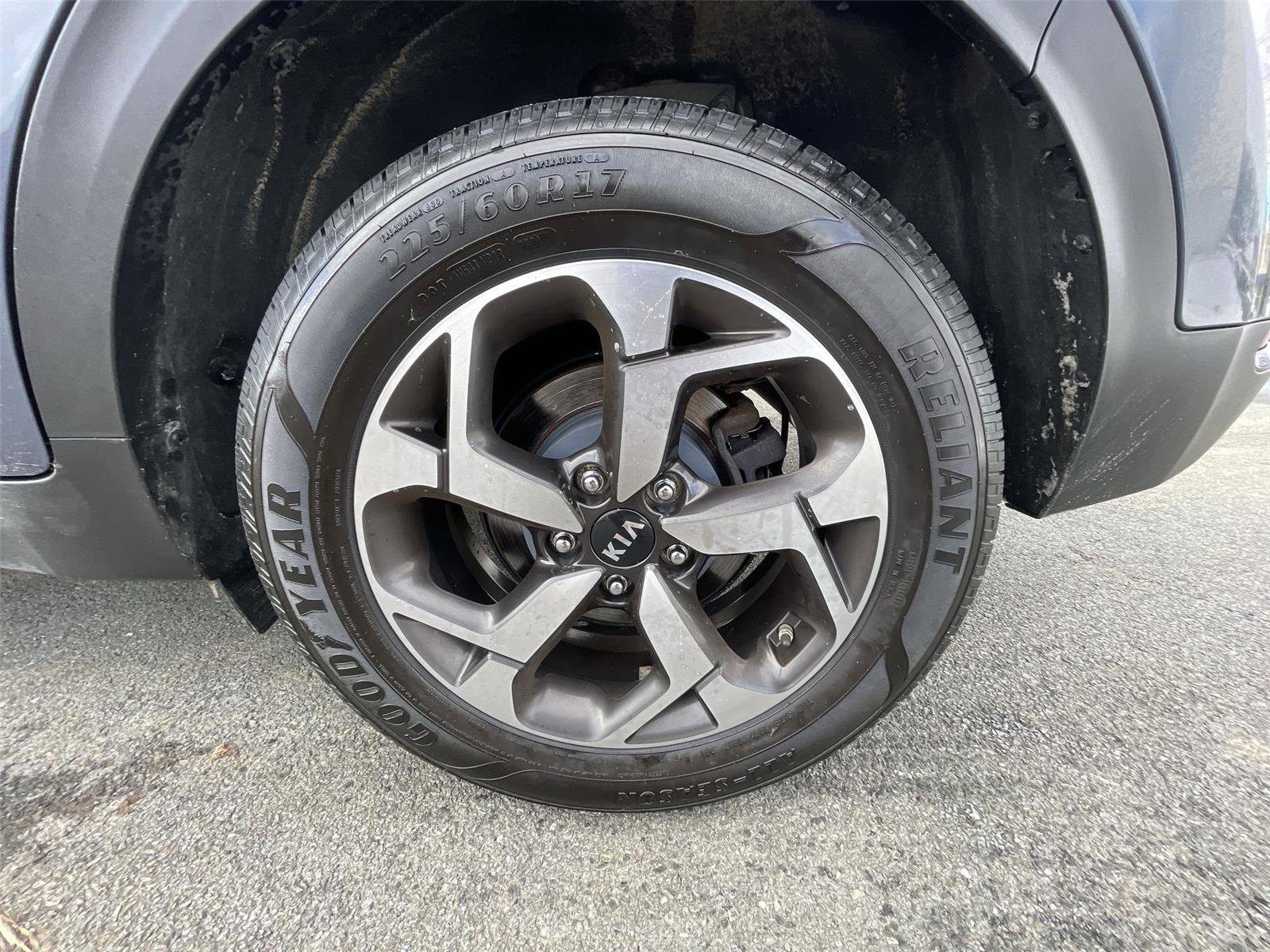 Used 2020 Kia Sportage LX image 23