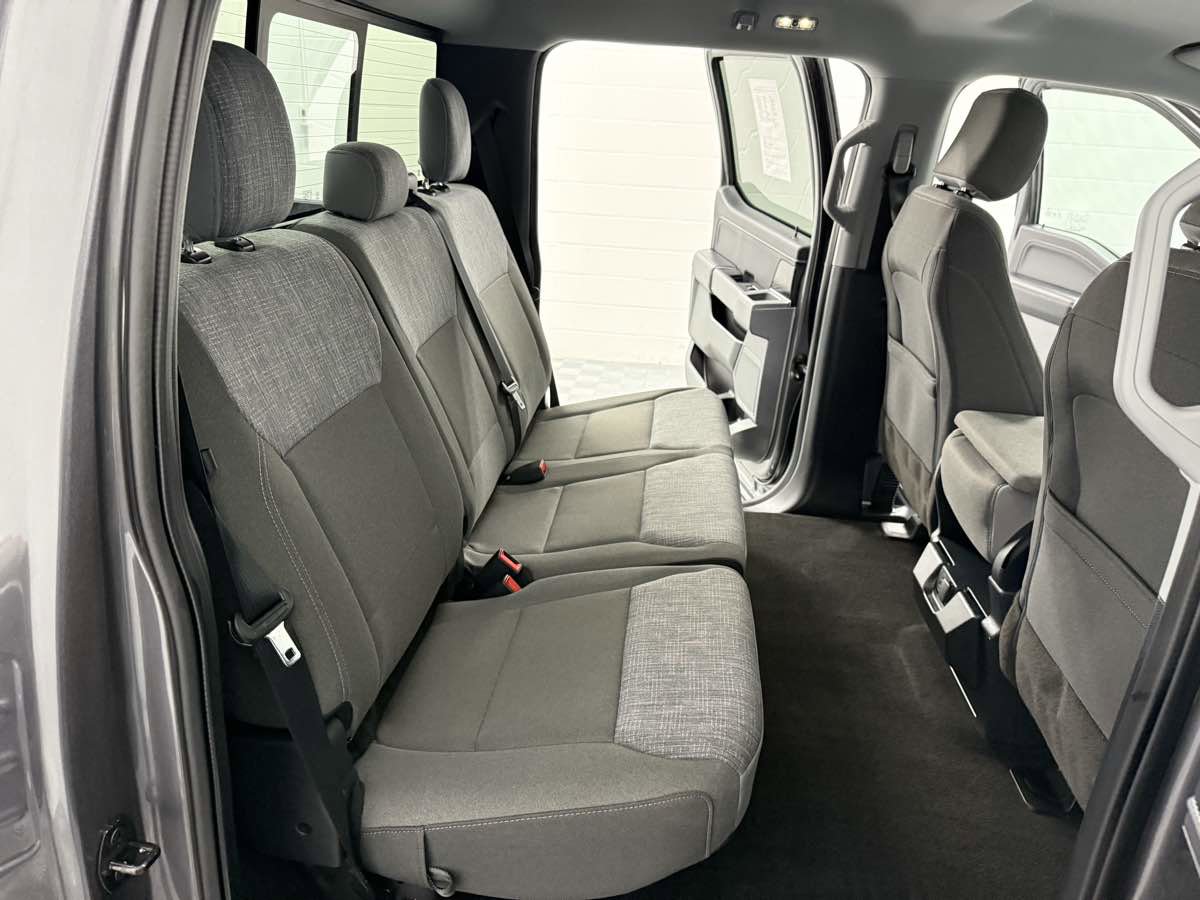 Used 2022 Ford F150 XLT w/ Equipment Group 302A High image 13