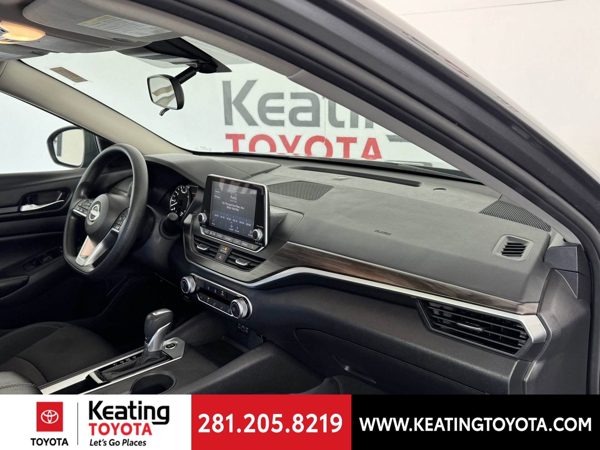 Used 2025 Nissan Altima 2.5 SV image 21