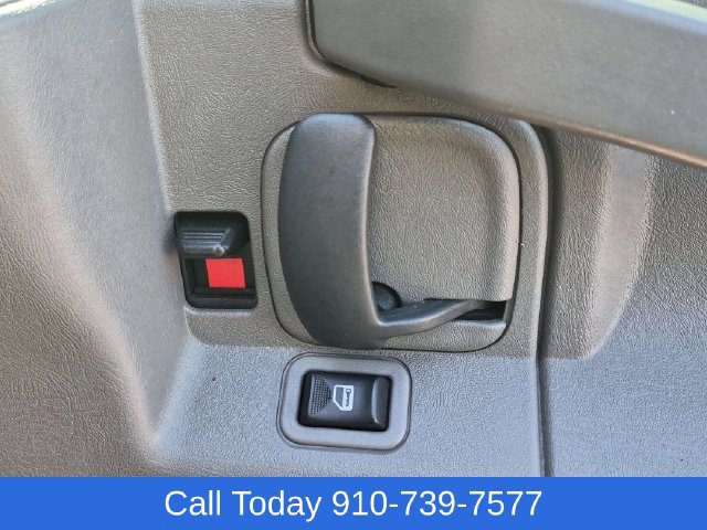Used 2021 Chevrolet Express 2500 RWD image 28