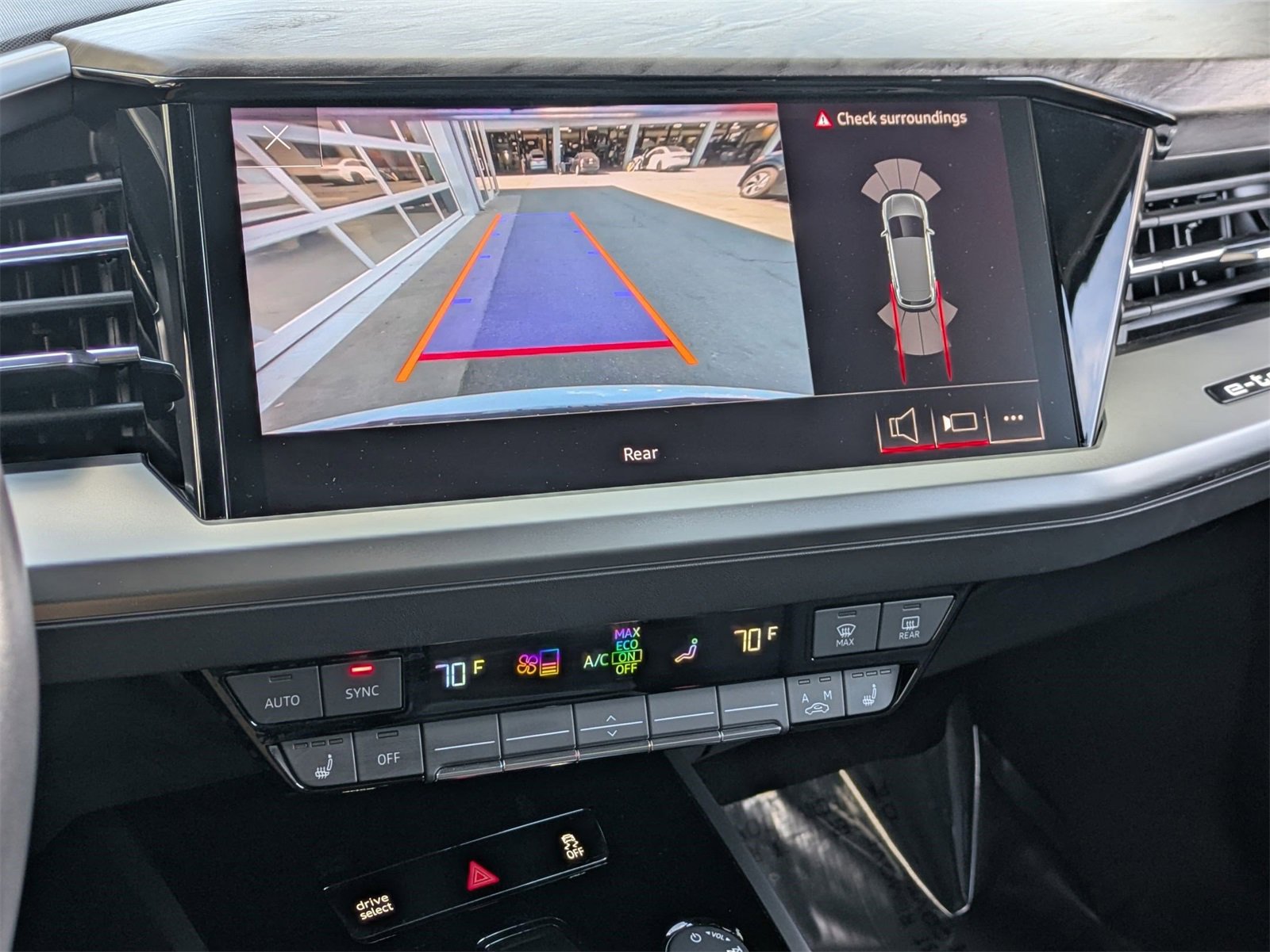 Used 2024 Audi Q4 e-tron Premium image 13