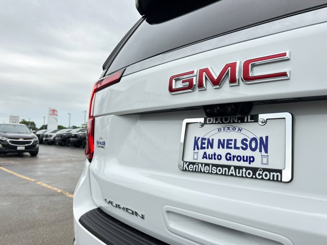 New 2026 GMC Yukon AT4 w/ AT4 Premium Plus Package AWD/4WD image 10