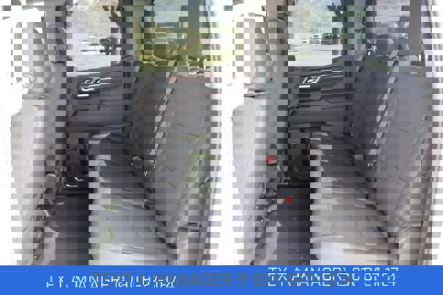 New 2026 GMC Sierra 1500 SLE w/ X31 Off-Road Package image 16