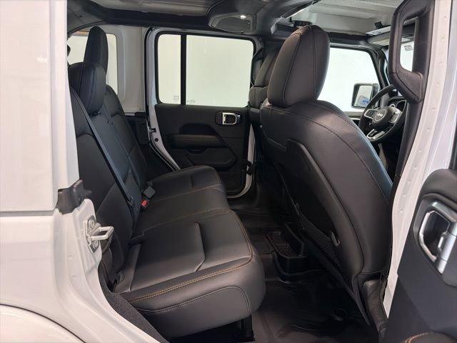 Used 2024 Jeep Wrangler Sahara w/ Technology Group image 32