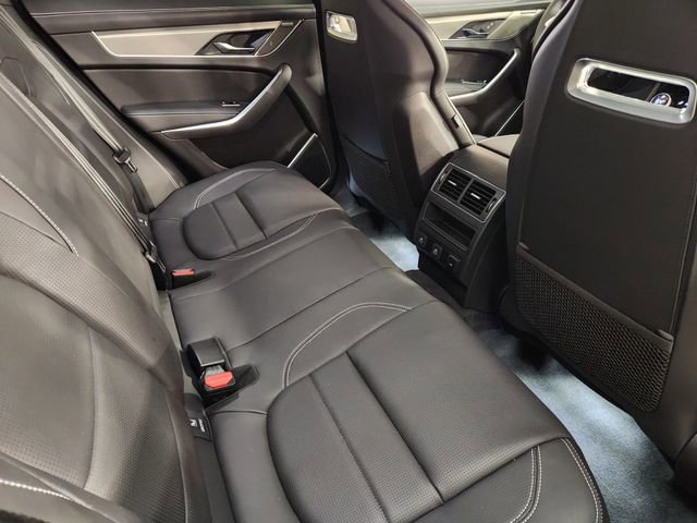 New 2026 Jaguar F-PACE R-Dynamic S image 31