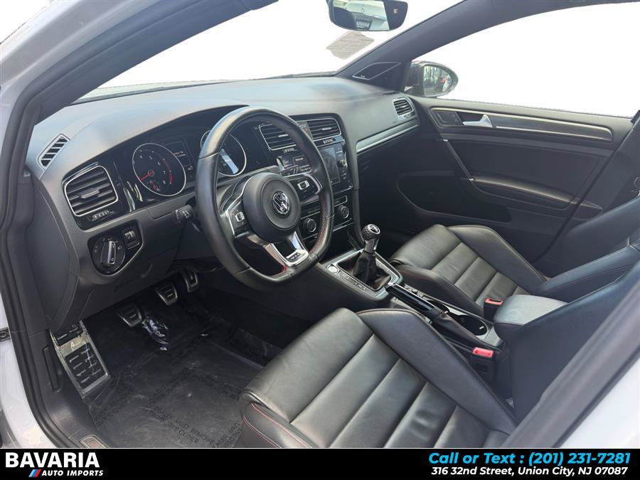 Used 2019 Volkswagen GTI SE w/ SE Experience Package FWD image 8