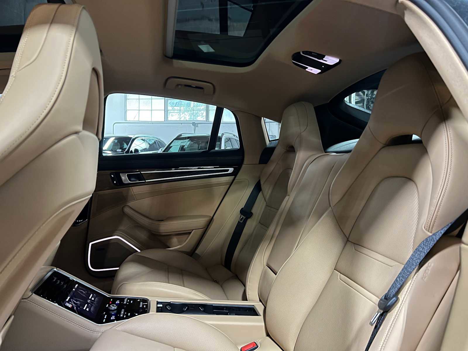 Used 2018 Porsche Panamera 4S AWD/4WD image 19