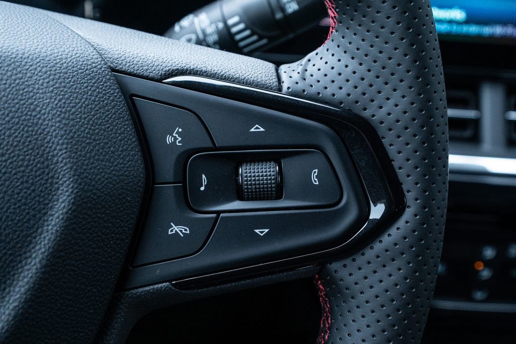 New 2026 Chevrolet Trax RS image 18