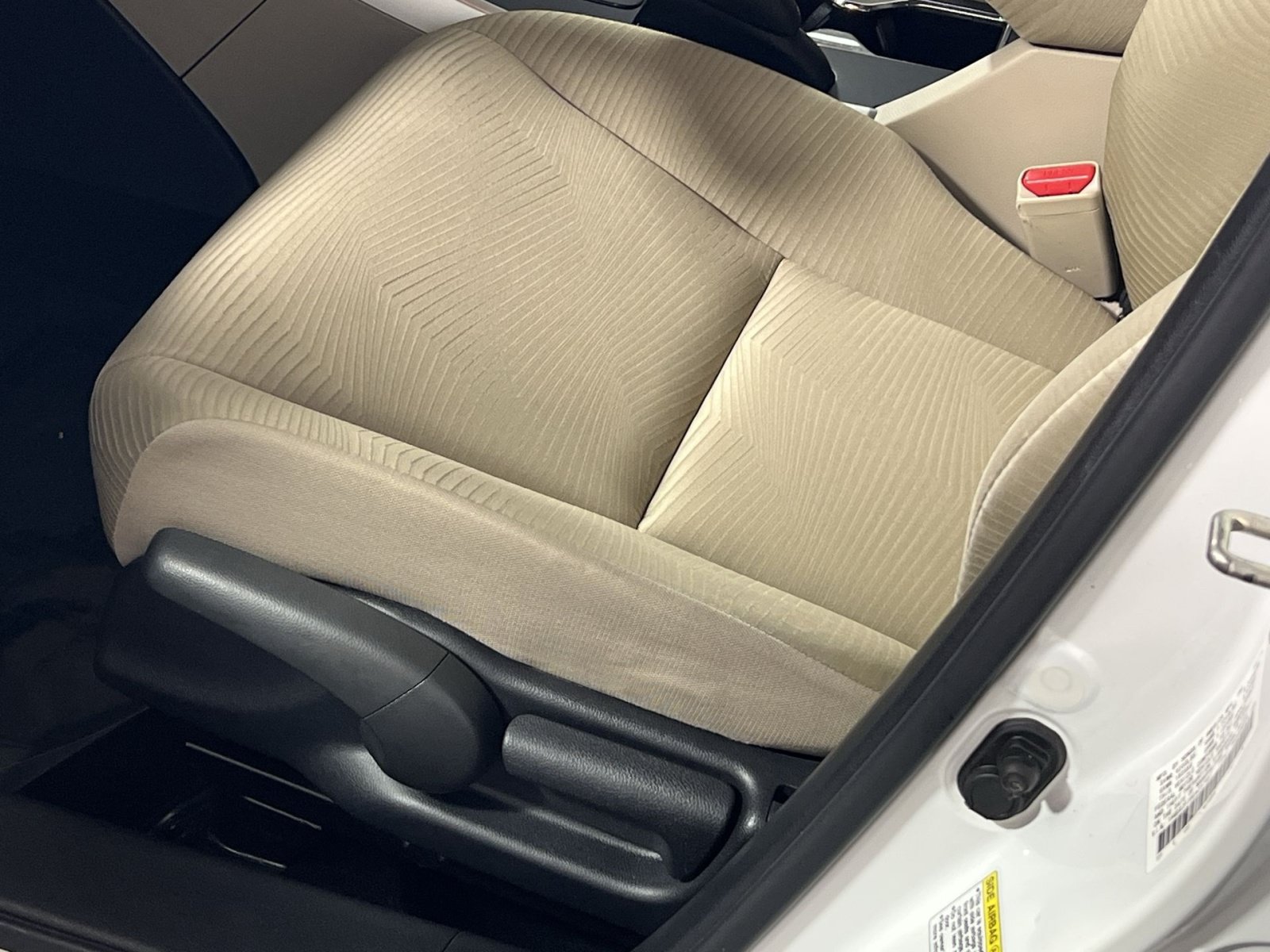 Used 2014 Honda Accord LX image 13
