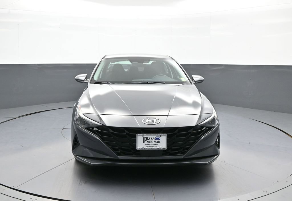 Certified 2023 Hyundai Elantra SEL w/ Convenience Package image 2