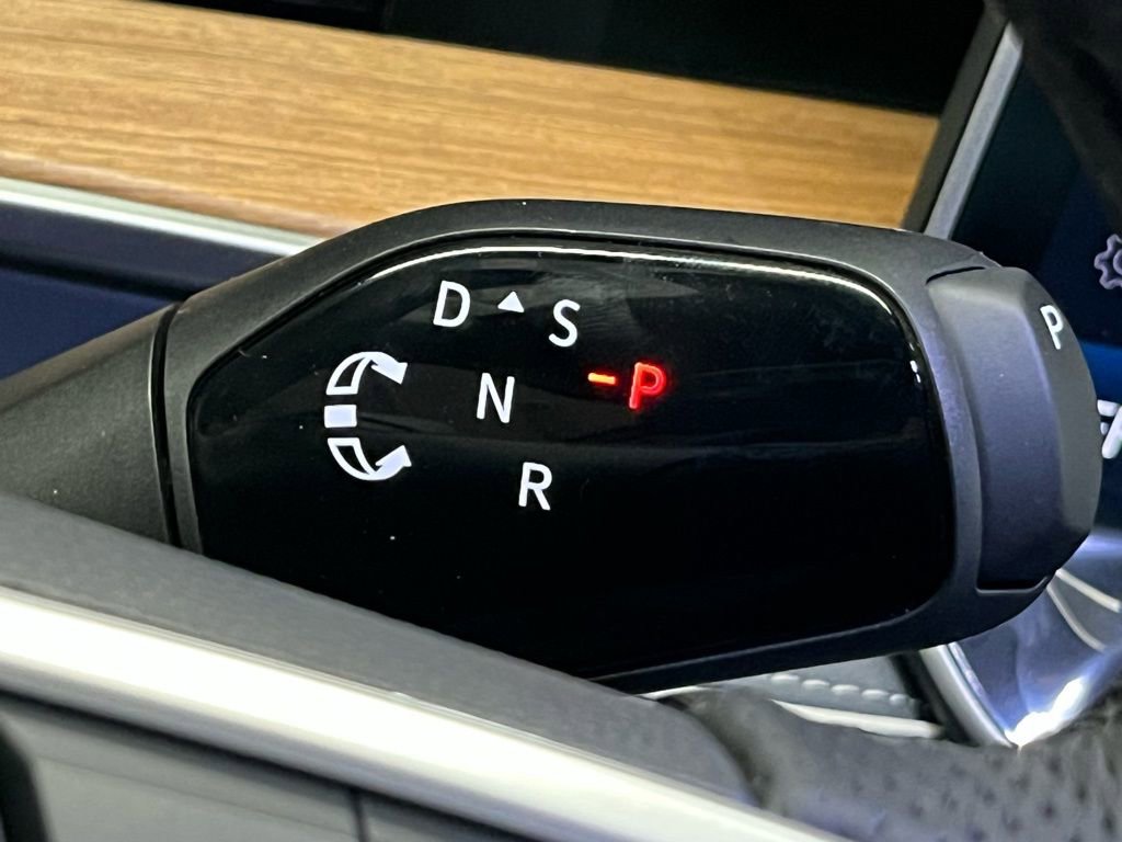 New 2026 Volkswagen Tiguan SEL R-Line image 18