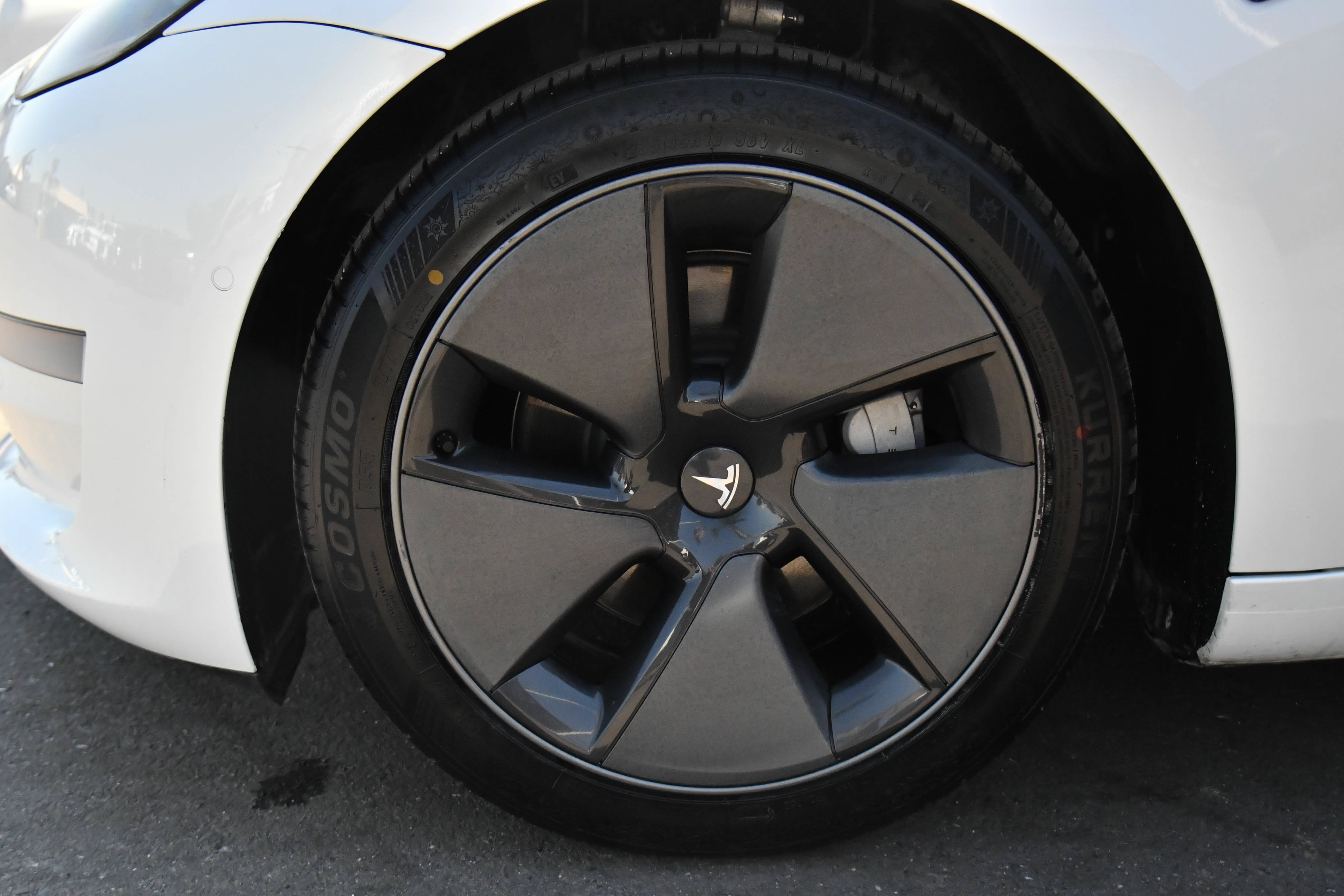 Used 2021 Tesla Model 3 Standard Range Plus RWD image 12