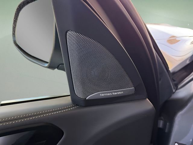 Certified 2024 BMW X5 sDrive40i w/ Executive Package image 19