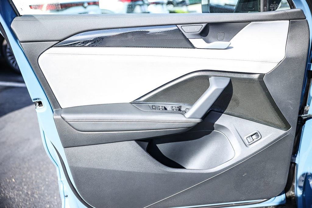 New 2026 Volkswagen Tiguan SE R-Line image 34