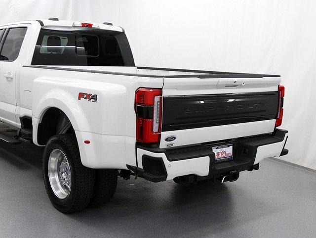 New 2026 Ford F450 Platinum image 10