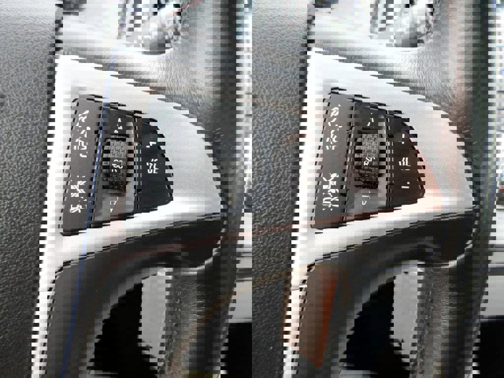 Certified 2013 Chevrolet Equinox LT w/ Power Convenience Package image 26