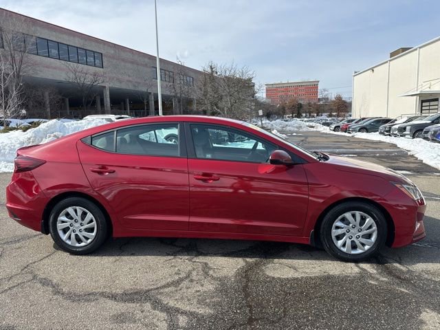 Used 2020 Hyundai Elantra SE image 13