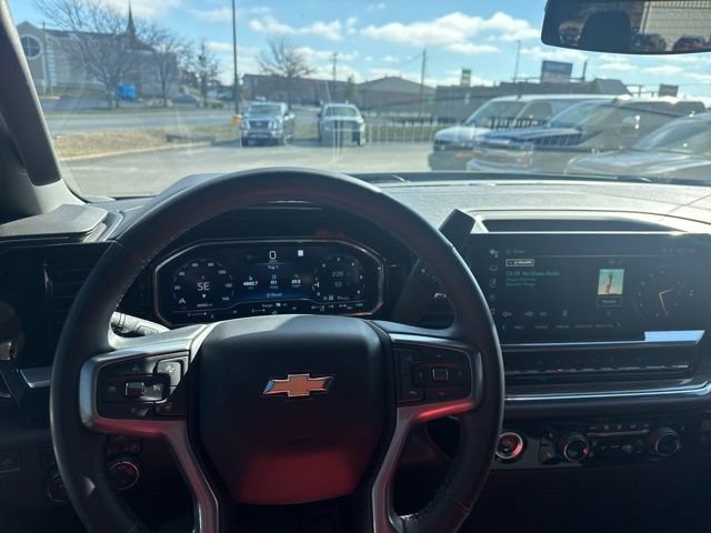 Used 2023 Chevrolet Silverado 1500 LT image 31