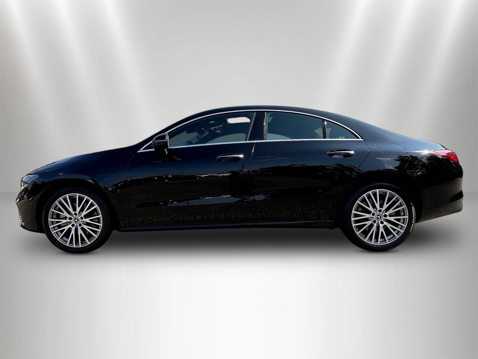 Used 2025 Mercedes-Benz CLA 250 4MATIC image 8