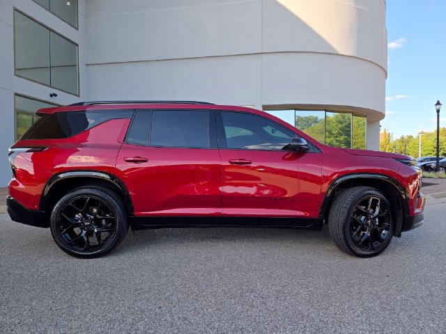 Used 2026 Chevrolet Traverse RS w/ LPO, Floor Liner Package AWD/4WD image 27